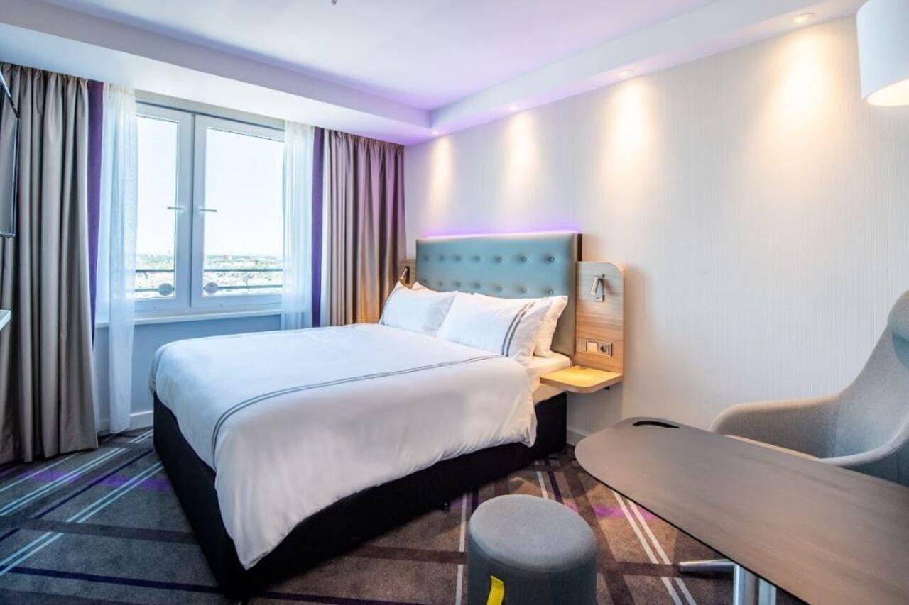 Holiday Inn Express - Cologne - City Centre Екстер'єр фото
