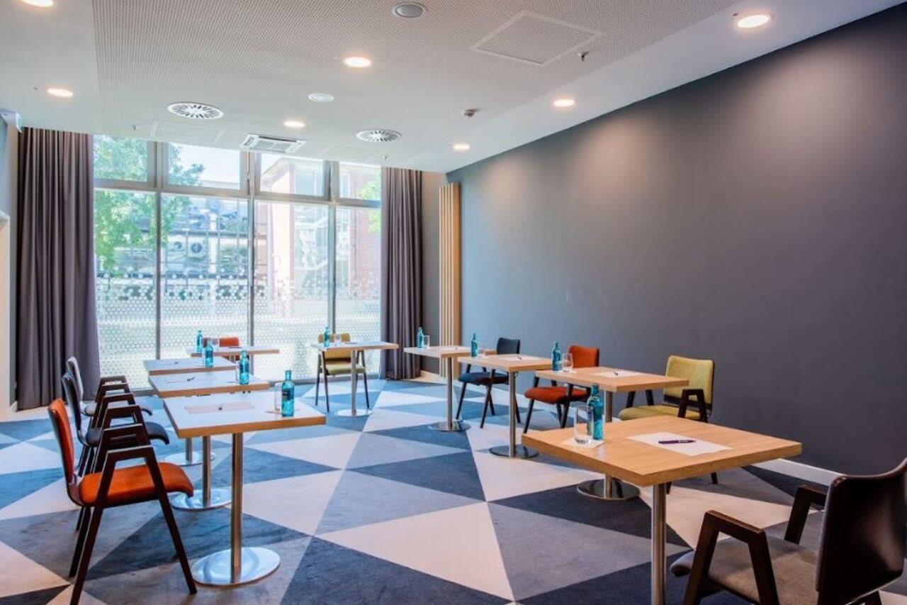 Holiday Inn Express - Cologne - City Centre Екстер'єр фото