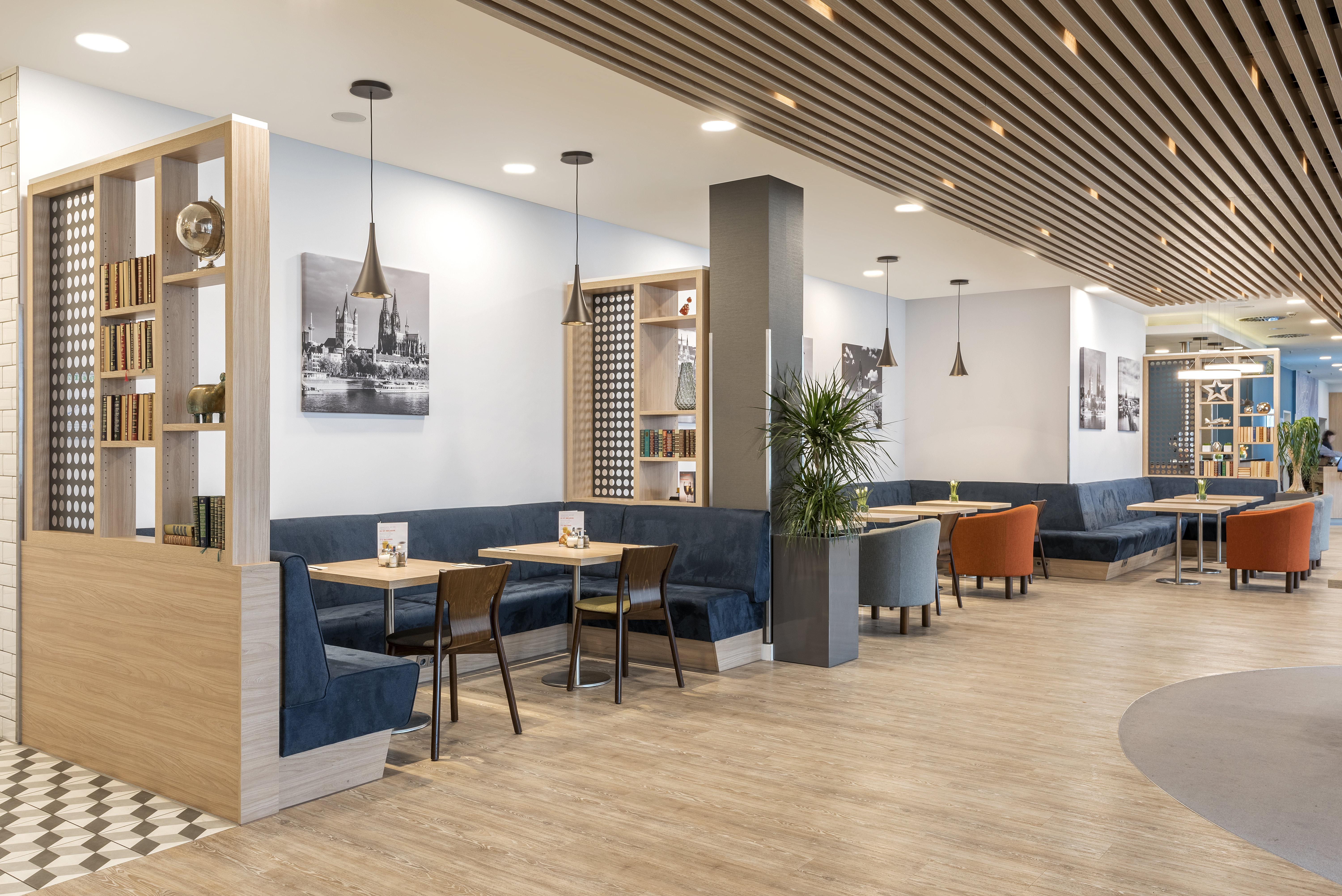 Holiday Inn Express - Cologne - City Centre Екстер'єр фото