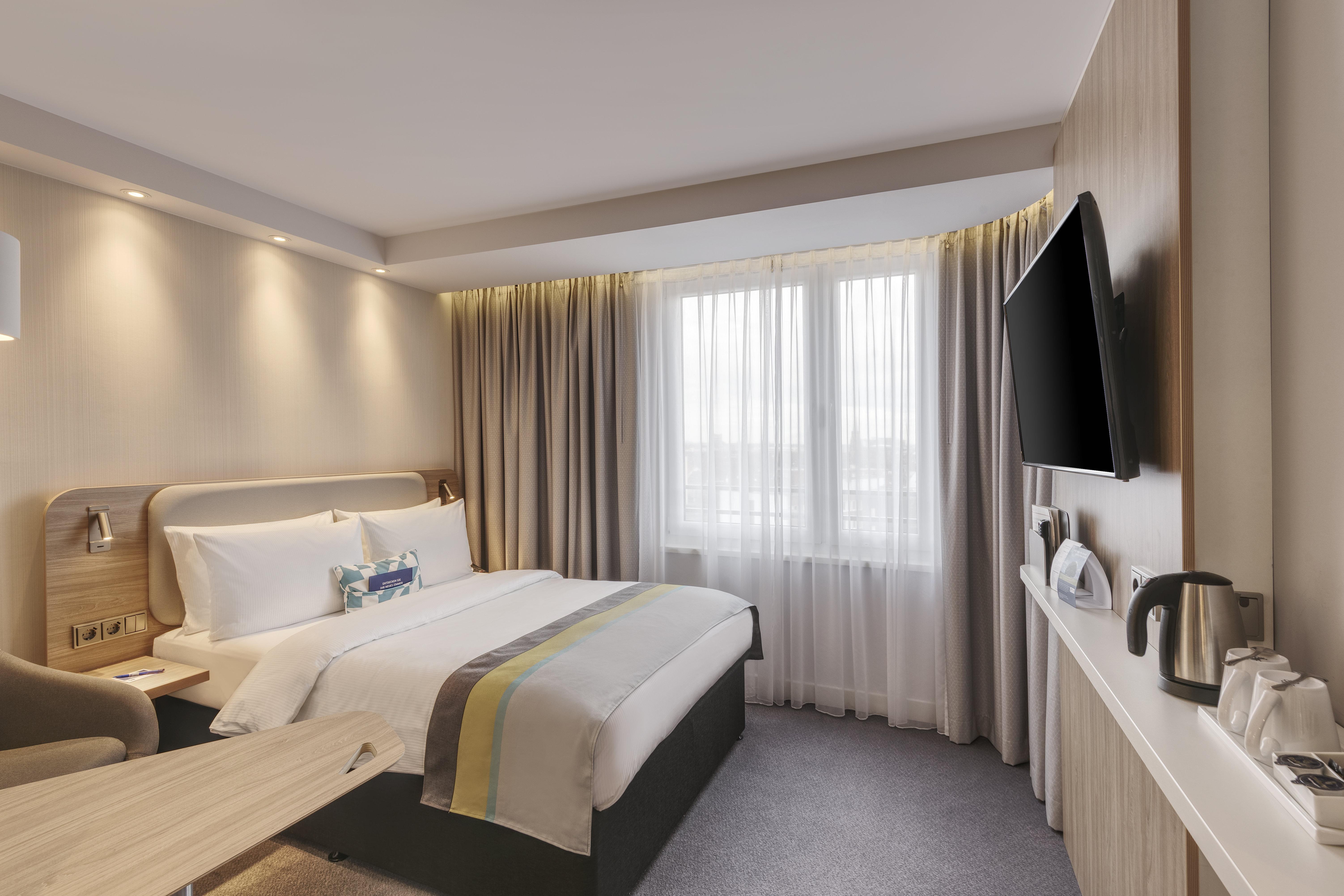 Holiday Inn Express - Cologne - City Centre Екстер'єр фото